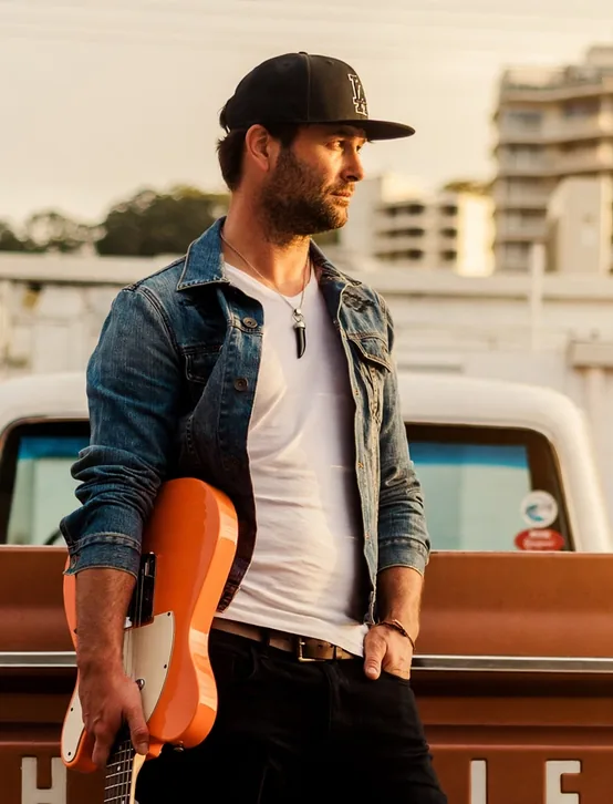Richard Neill — artist in Gold Coast