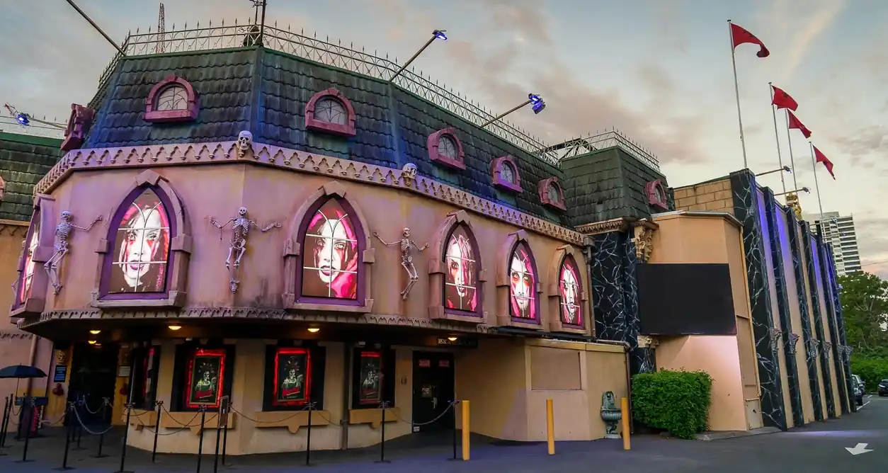 Dracula's Cabaret — venue in Broadbeach