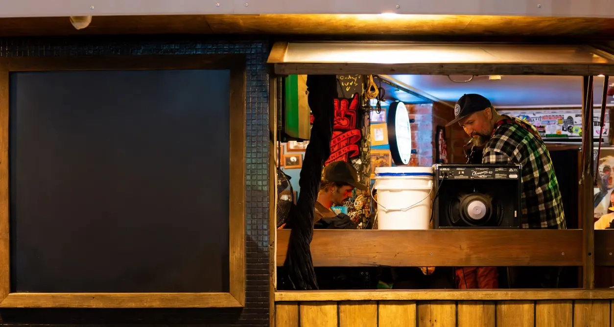 Eddie's Grub House — venue in Coolangatta