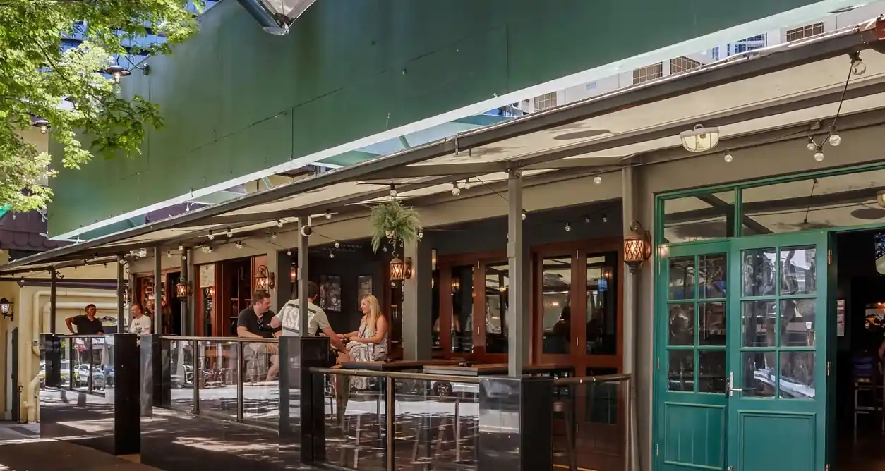 Finn McCool's — venue in Surfers Paradise