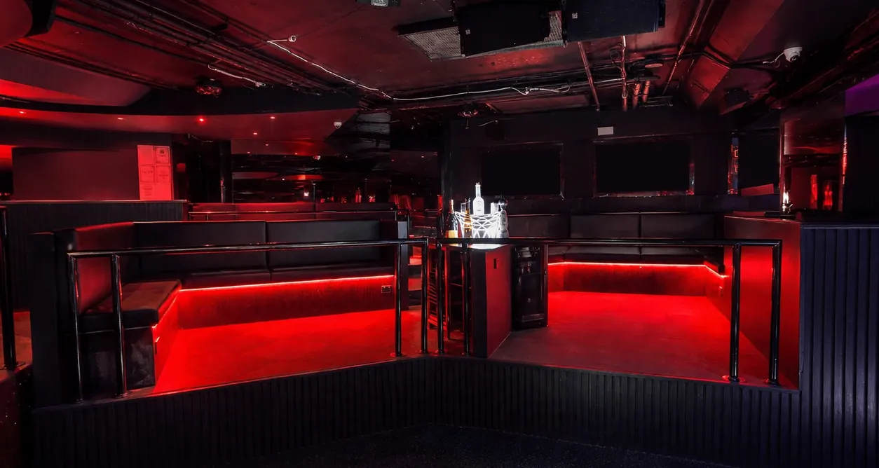 Pump Night Club — venue in Surfers Paradise